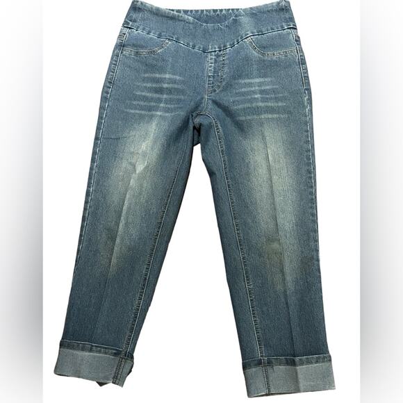 Slim-Sation by Multiples Women’s Size 6 Rolled Up Capri Jeans in a Pull Up Style - Picture 1 of 8